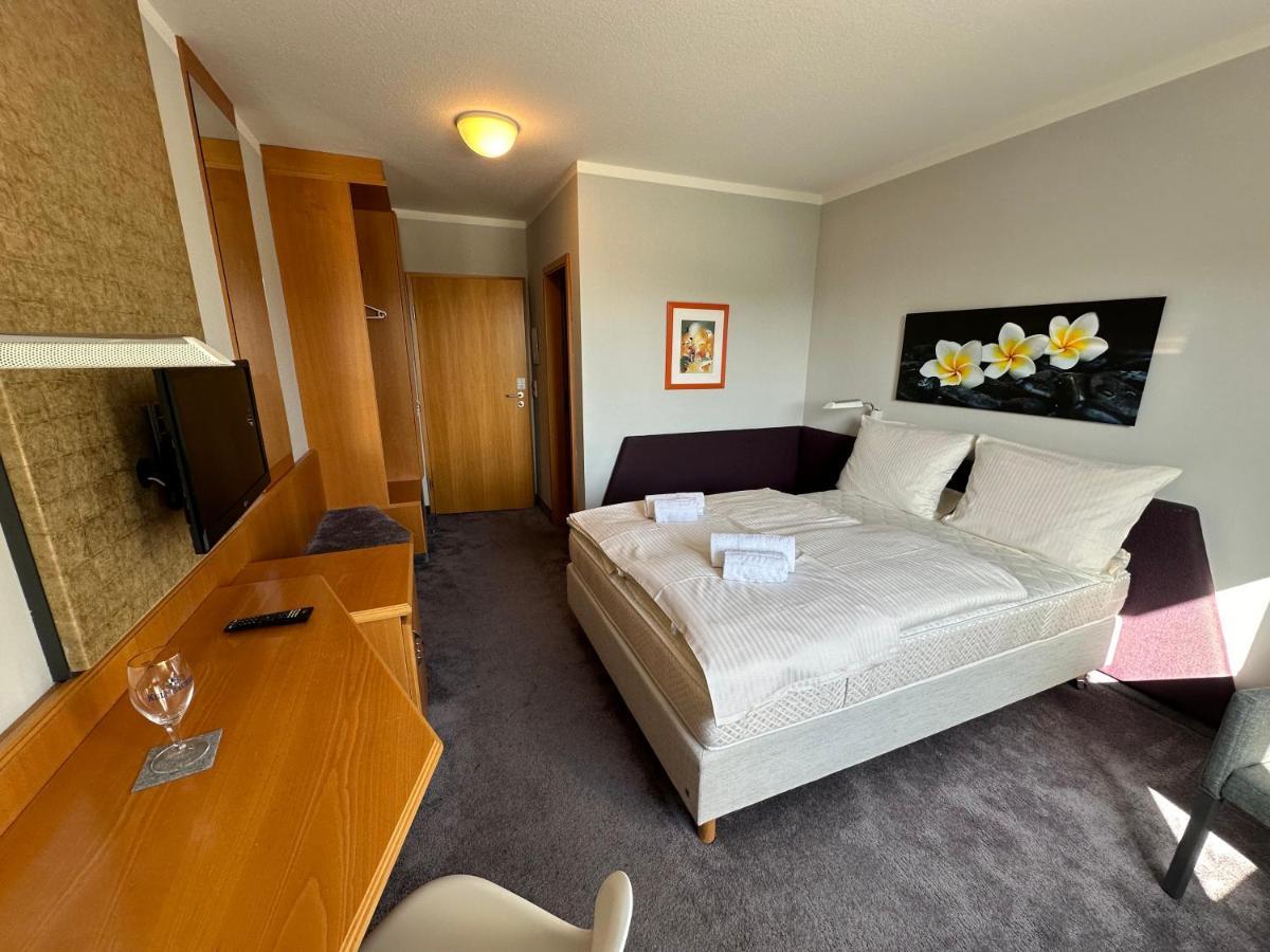Hotel Lachnerhof Эрланген Экстерьер фото